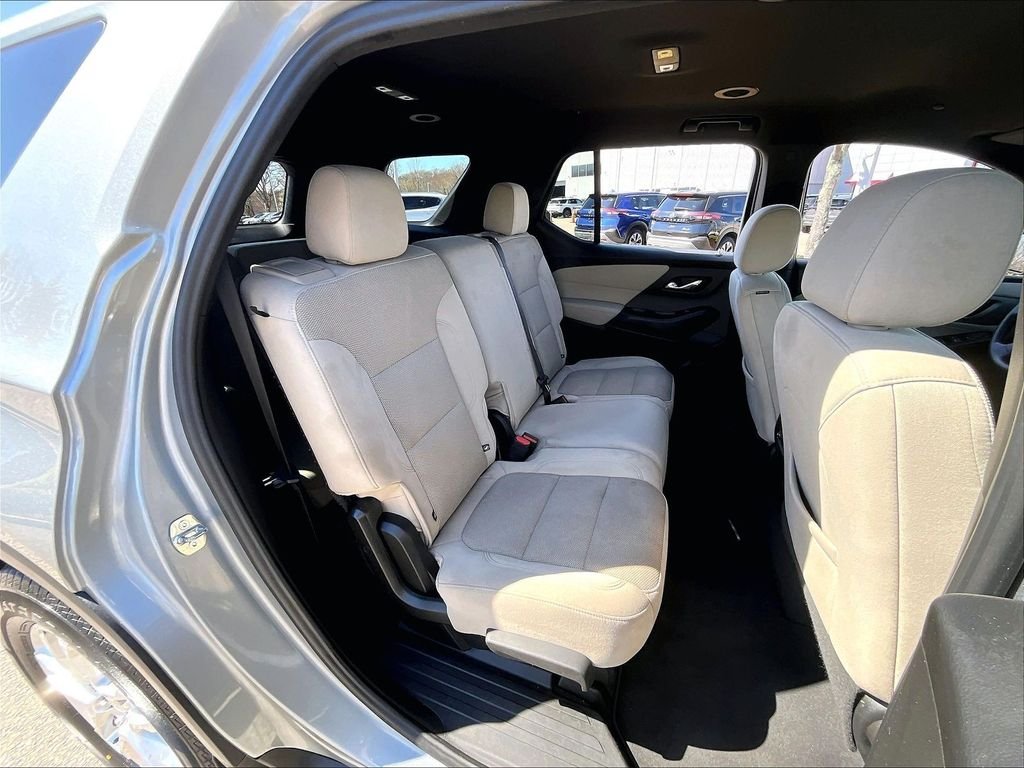 Used 2023 Gray Chevrolet LS image 16