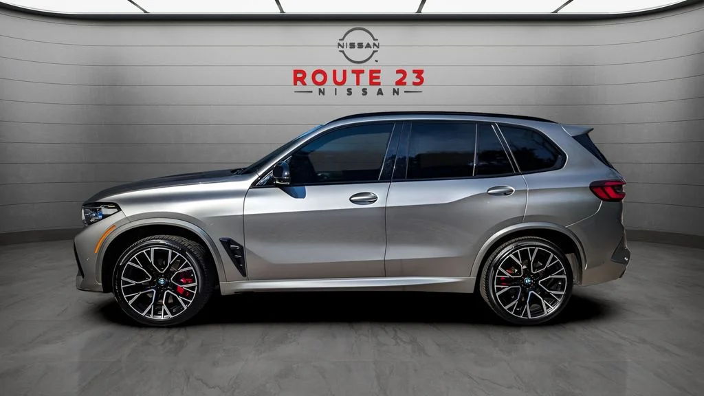 Used 2023 Gray BMW Base image 4