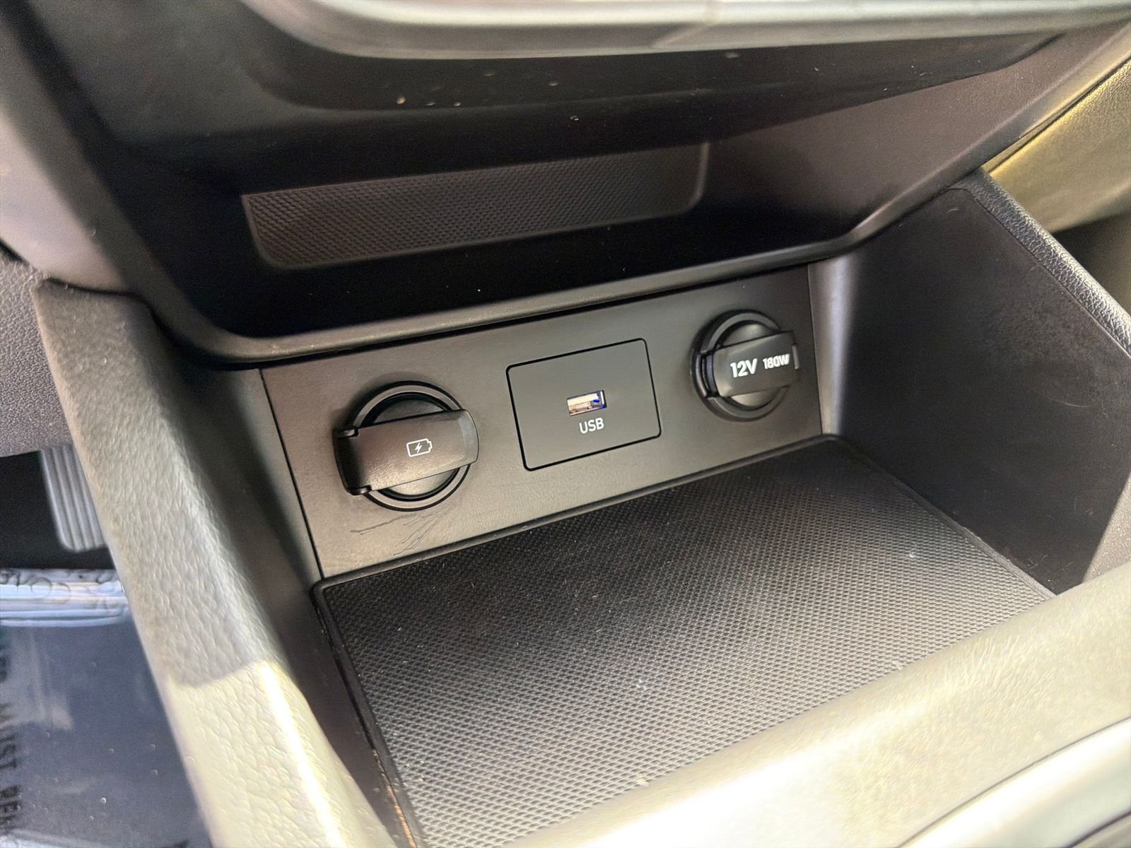 Used 2023 Abyss Black Hyundai SEL image 21