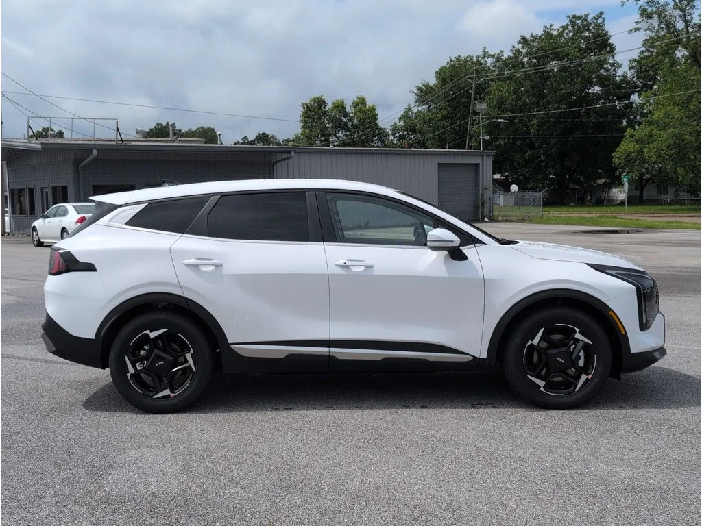 New 2026 Glacial White Pearl Kia EX image 6