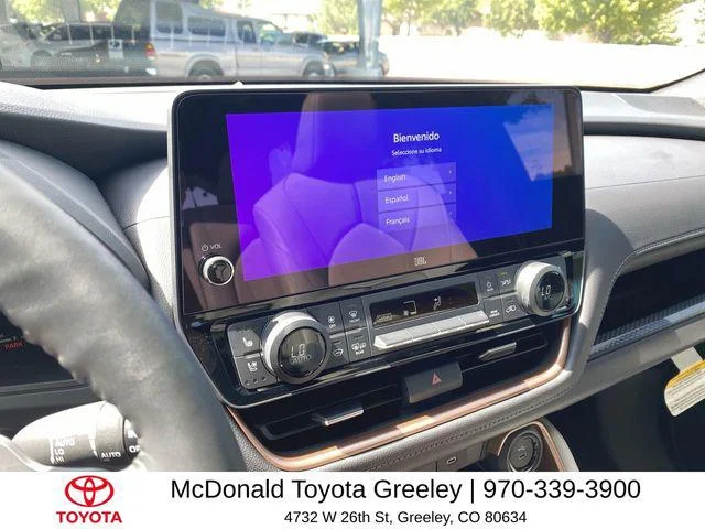 Certified Used 2025  Toyota MAX Platinum image 45
