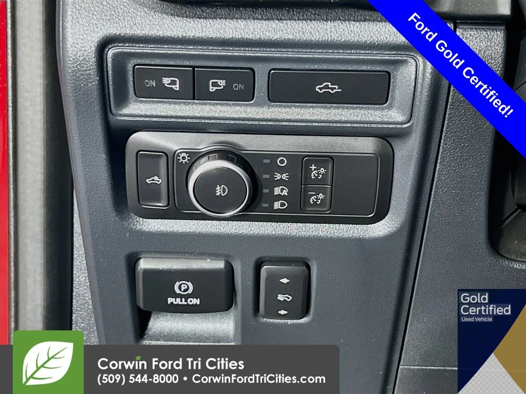 Used 2021 Rapid Red Metallic Tinted Clearcoat Ford XLT image 19