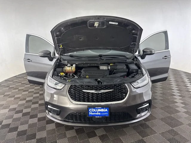 Used 2021 Gray Chrysler Touring image 14