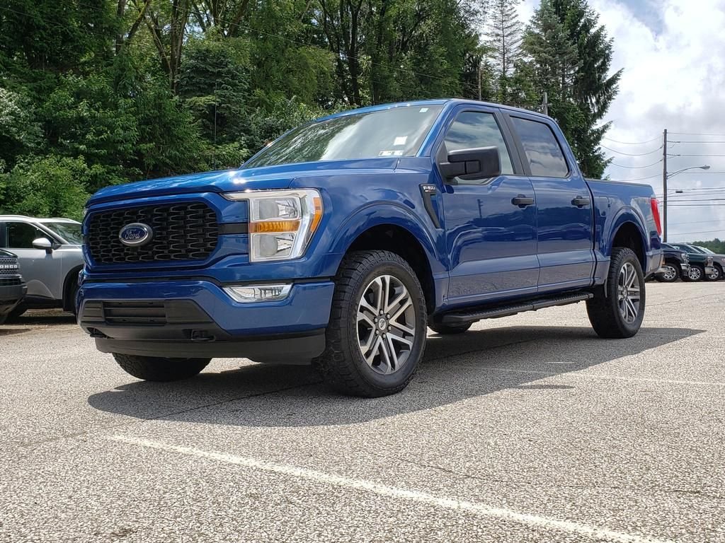 Used 2022 Blue Metallic Ford XL image 3