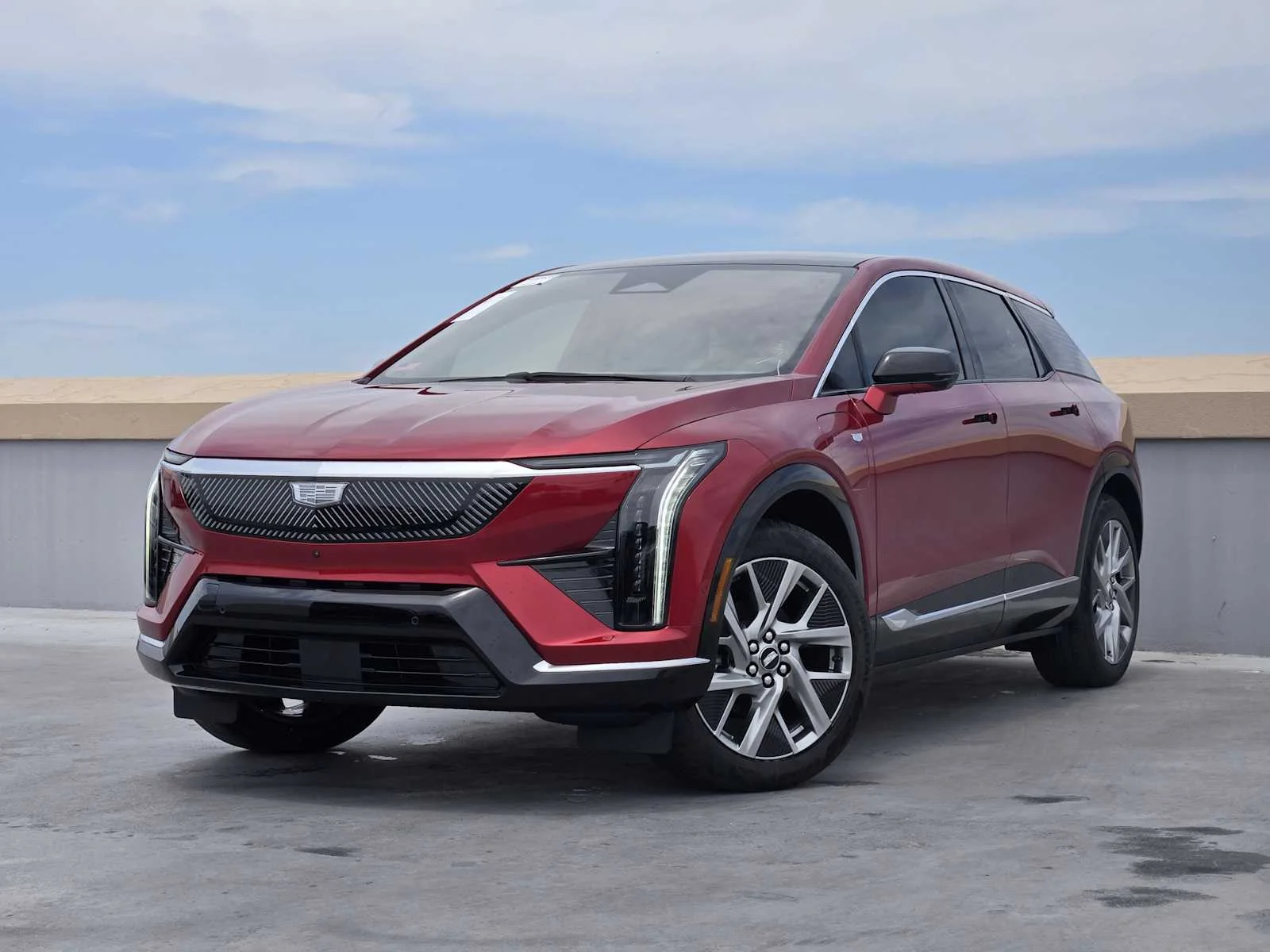 2026 Cadillac Optiq Luxury's photo
