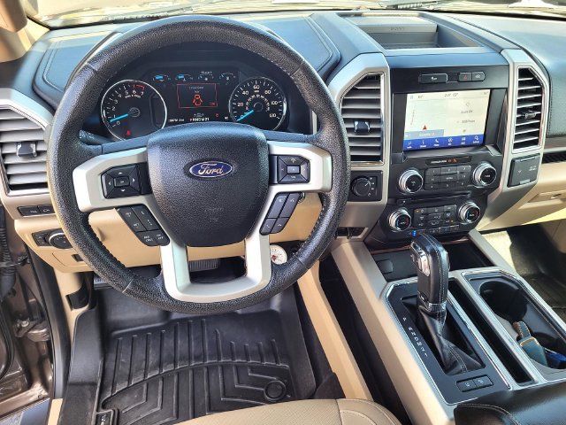 Used 2015  Ford Lariat image 9