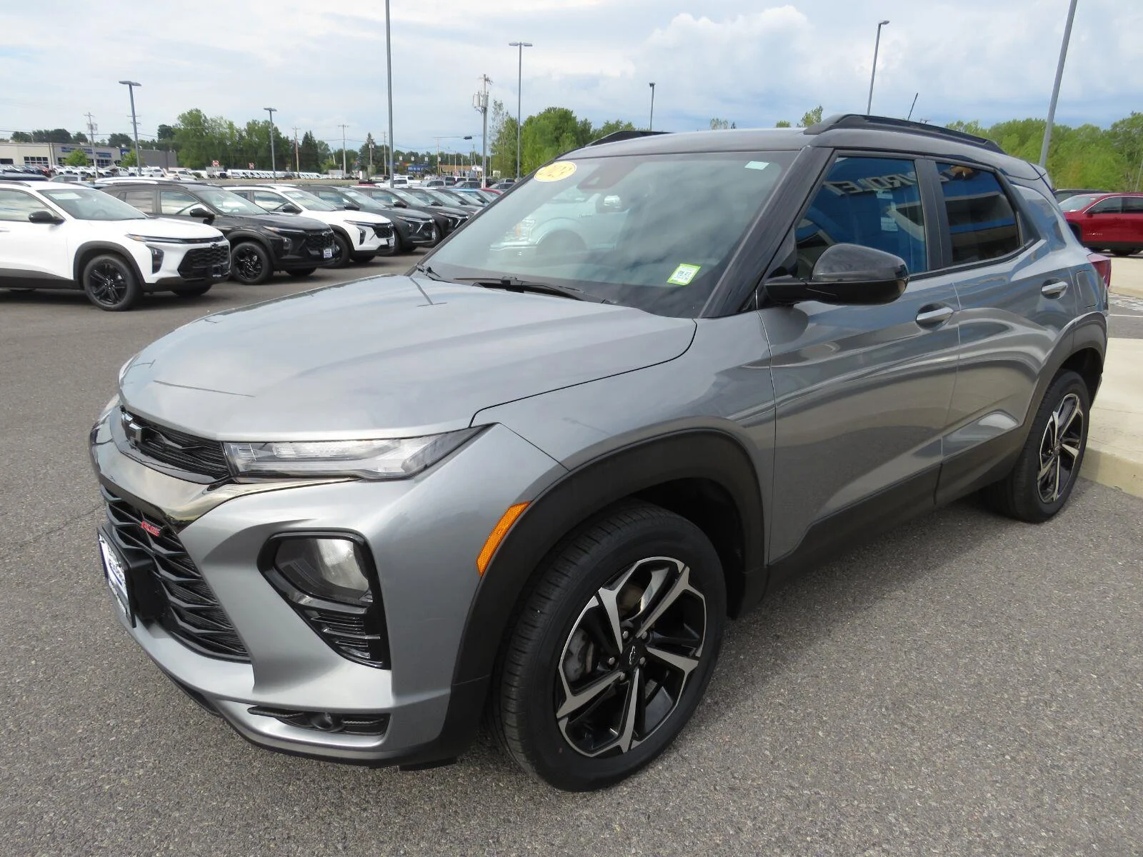 Used 2023 STERLING GRAY METALLIC Chevrolet RS image 9