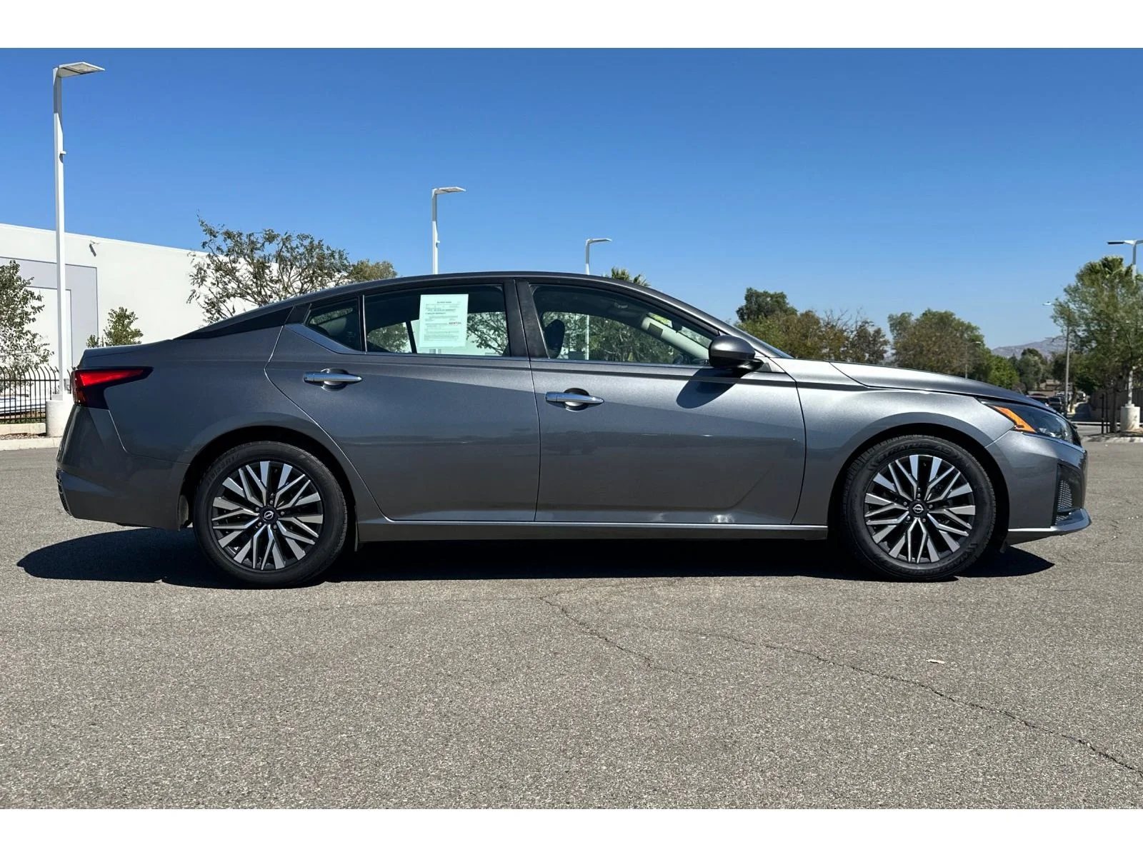 Used 2023 Gun Metallic Nissan 2.5 SV image 7