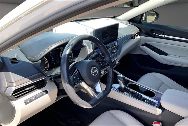 2023 Nissan Altima SL - Photo 12