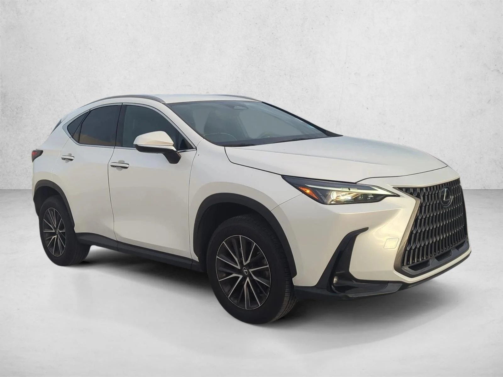 Used 2024 Eminent White Pearl Lexus NX 250 image 3