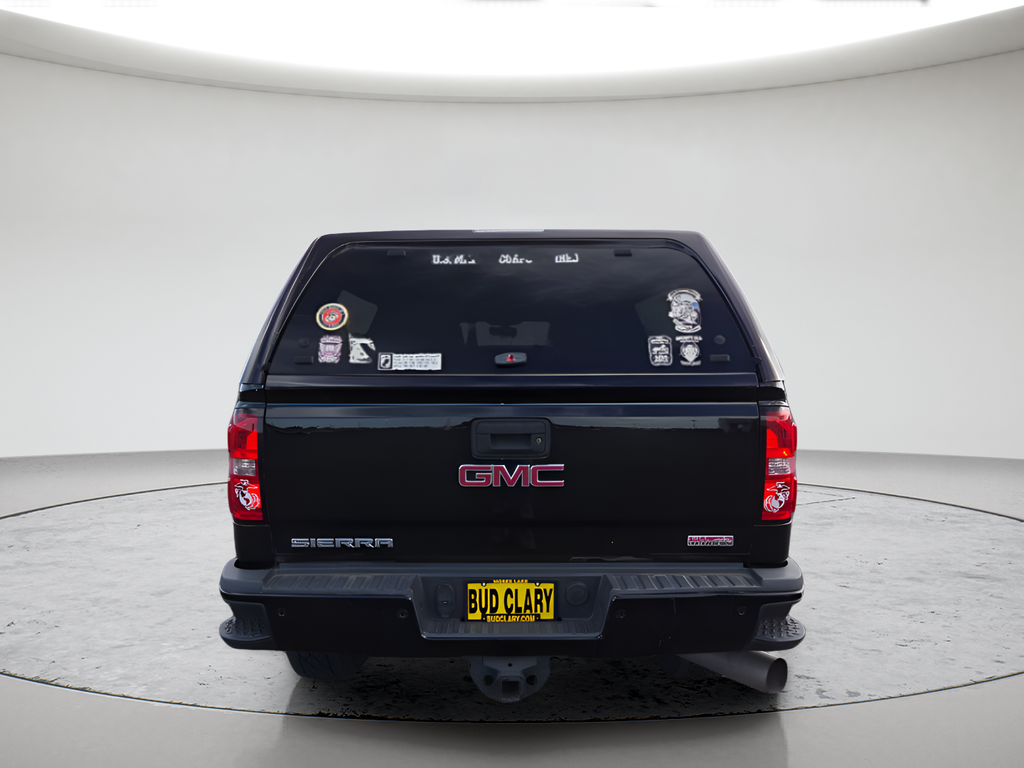 Used 2016 Black GMC SLT image 6