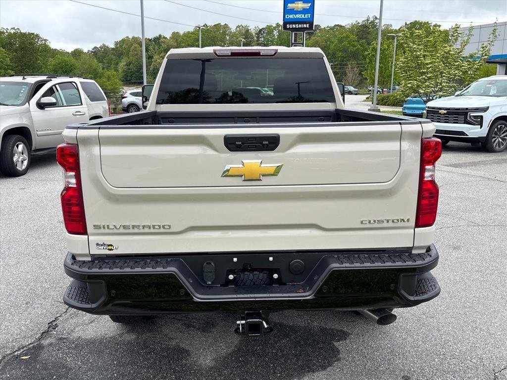 New 2026 White Sands Chevrolet Custom image 25