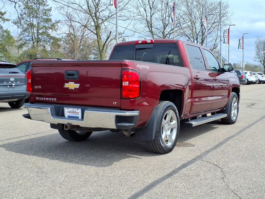 Used 2016 SIREN RED TINTCOAT Chevrolet LT image 4
