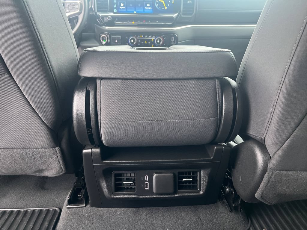 2025 Chevrolet Silverado 1500 LT - Photo 18