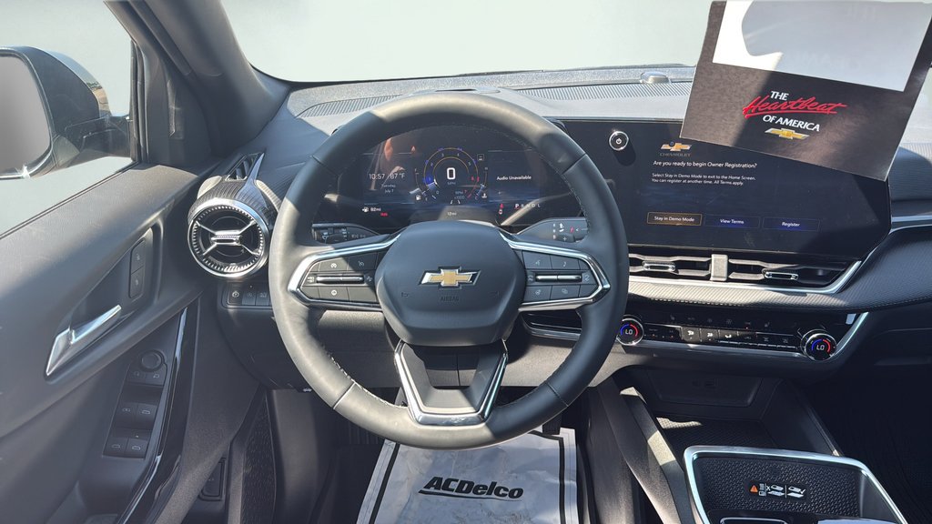 New 2027 Mosaic Black Metallic Chevrolet FWD LT image 19