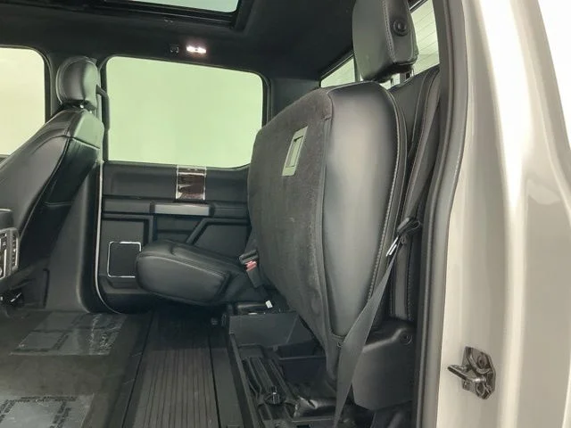 Used 2017 White Ford Platinum image 33
