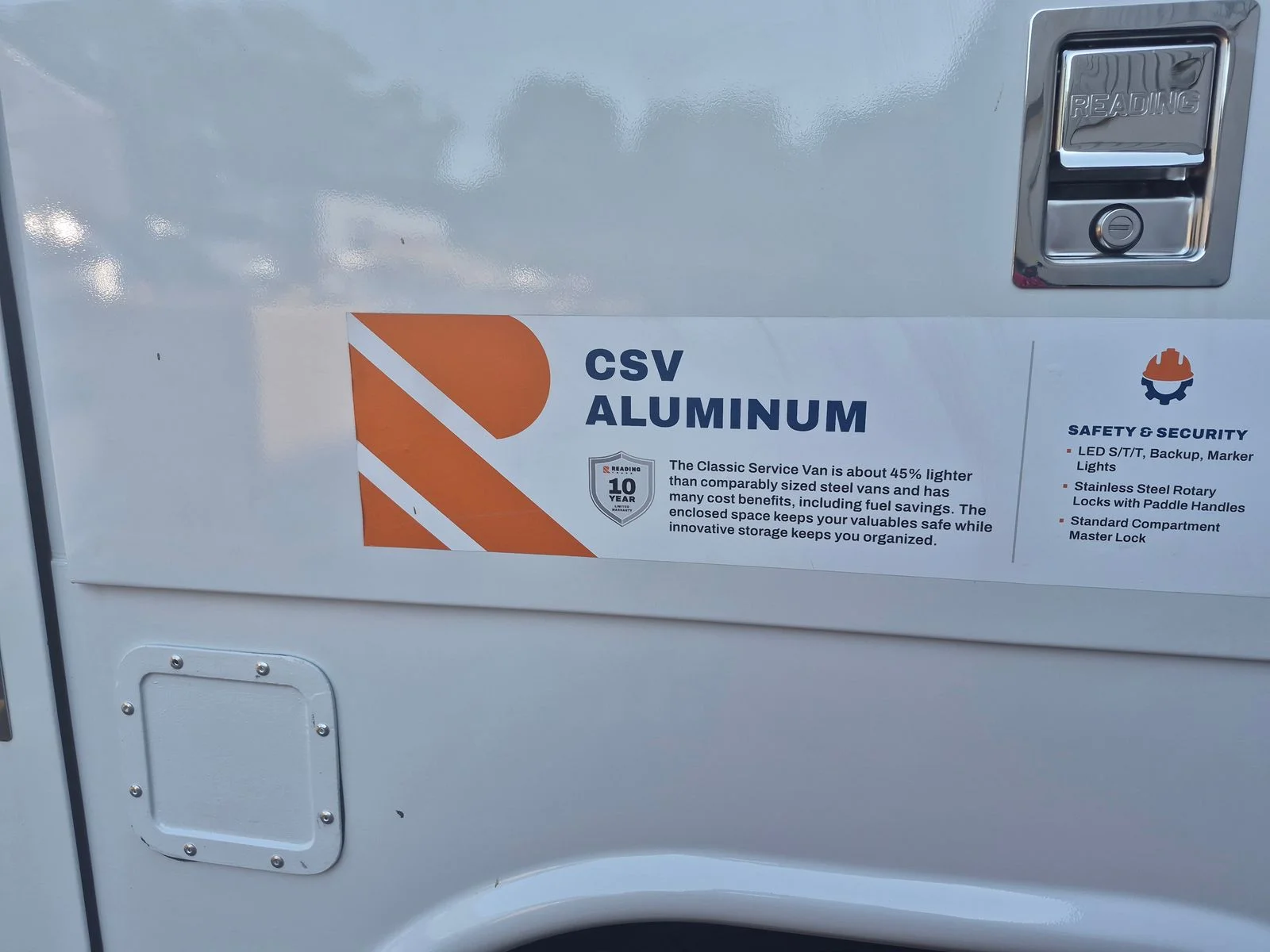 New 2027 Oxford White Ford CSV BODY image 3