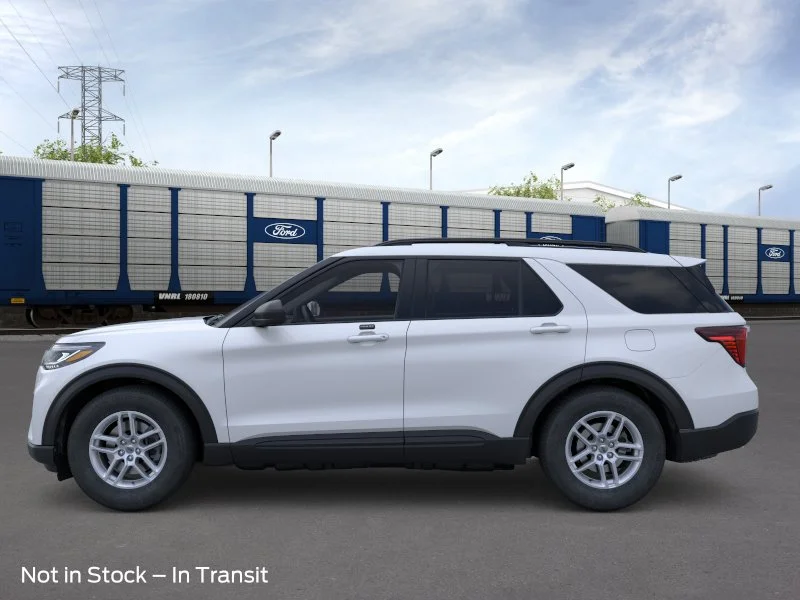 New 2026 Space White Metallic Ford Active image 3