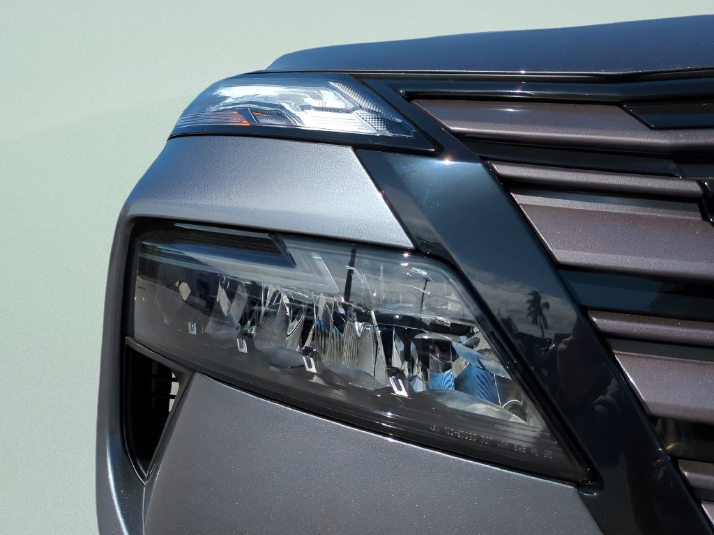 Used 2026 Gray Nissan SV image 19