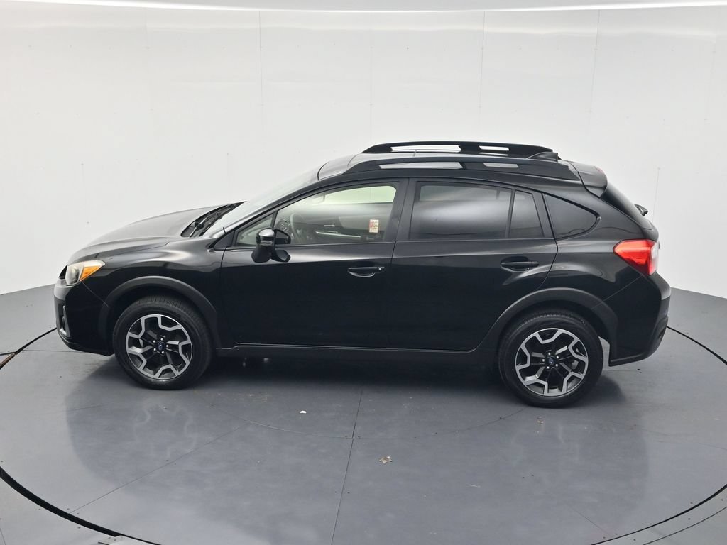 Used 2017 Crystal Black Silica Subaru 2.0i Limited image 44