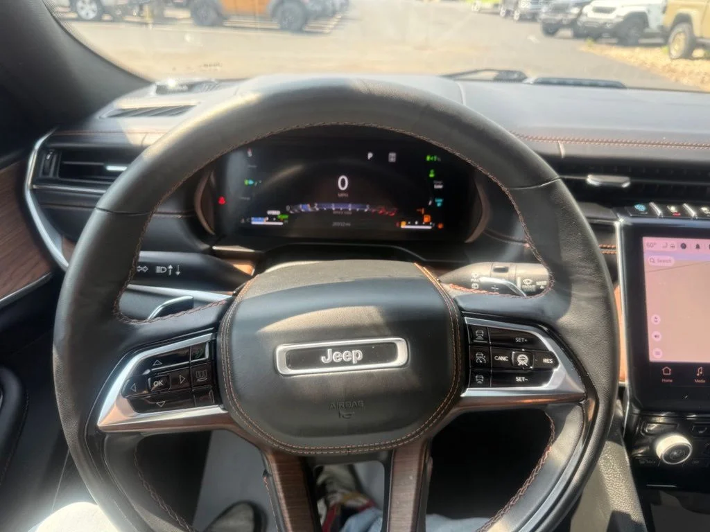 Certified Used 2023 Black Jeep Summit 4xe image 21