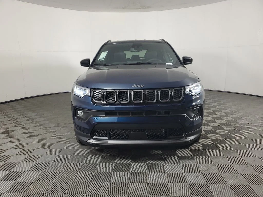 New 2026 Fathom Blue Pearl-Coat Exterior Paint Jeep Latitude image 9