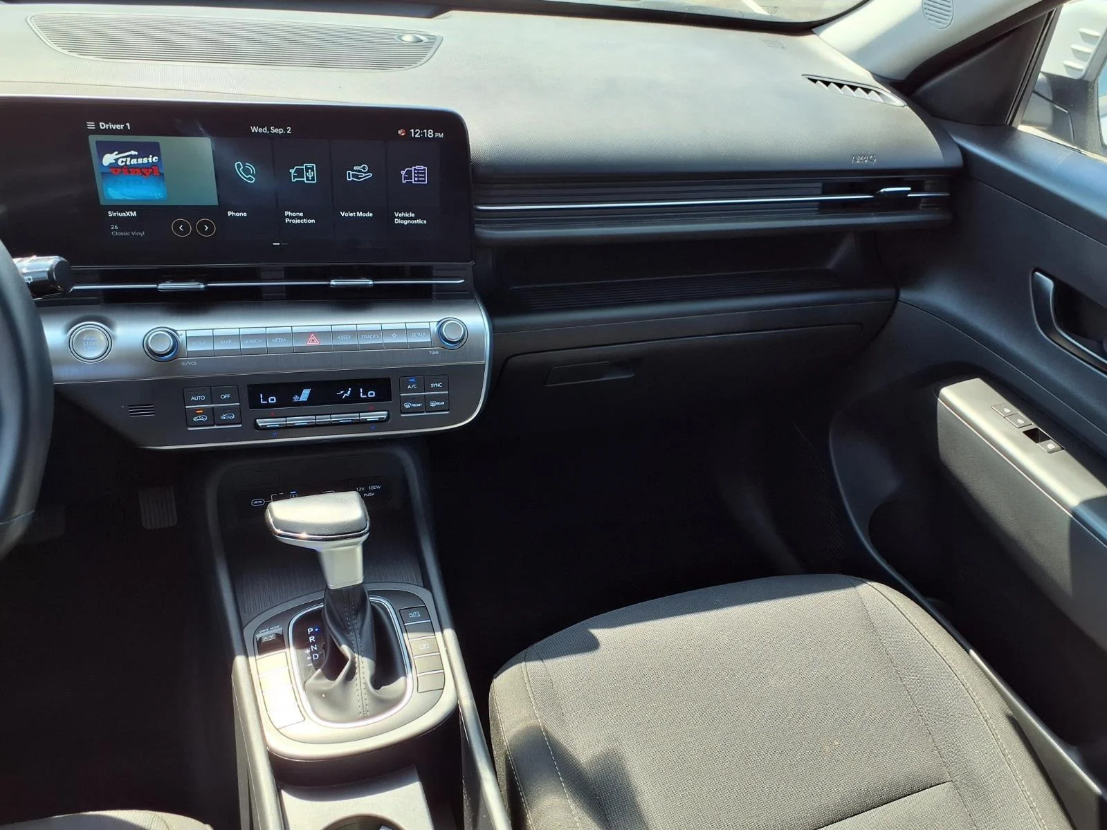 Used 2025 Cyber Gray Metallic Hyundai SEL image 4