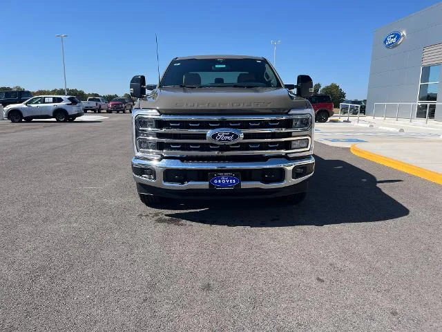 New 2027 Marsh Gray Metallic Ford F-350® Lariat® image 24
