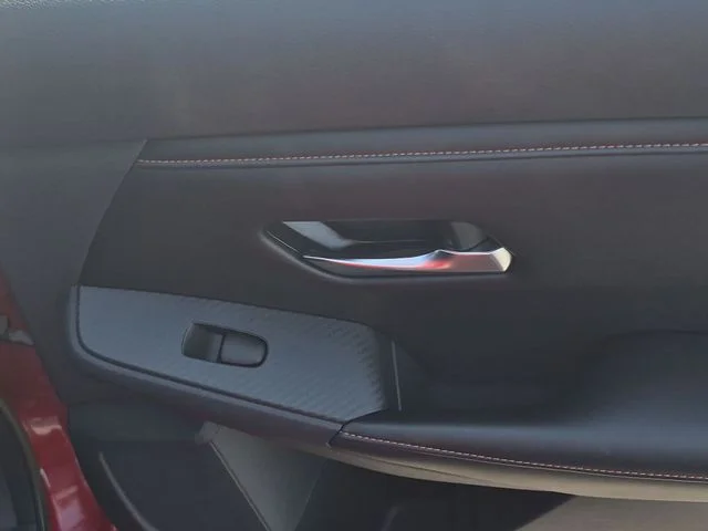Used 2020 Red Nissan SR image 30