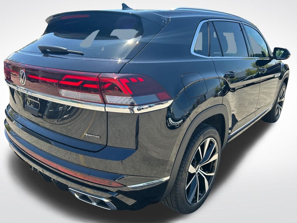 New 2026 Black Volkswagen 2.0T SEL Premium R-Line image 5