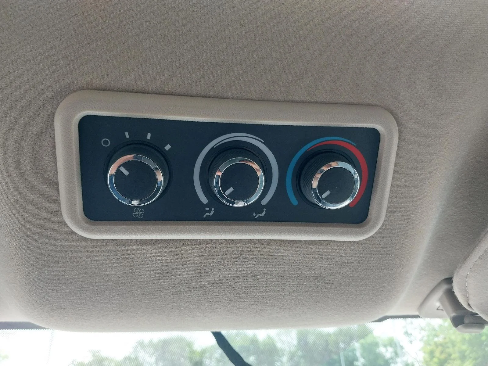2023 GMC Savana Passenger LS - Photo 23
