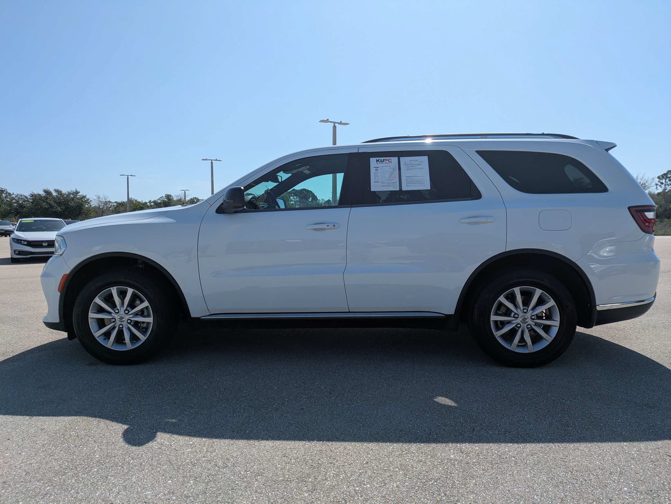 Used 2024 White Knuckle Clearcoat Dodge SXT image 7