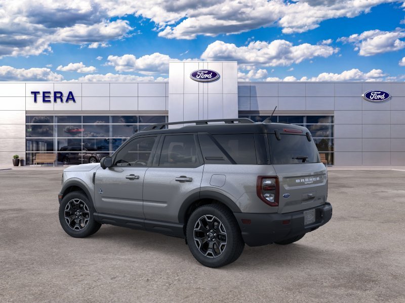 New 2026 Carbonized Gray Metallic Ford Outer Banks® image 31
