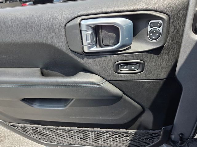 Used 2021 Silver Jeep Unlimited Rubicon 4xe image 30