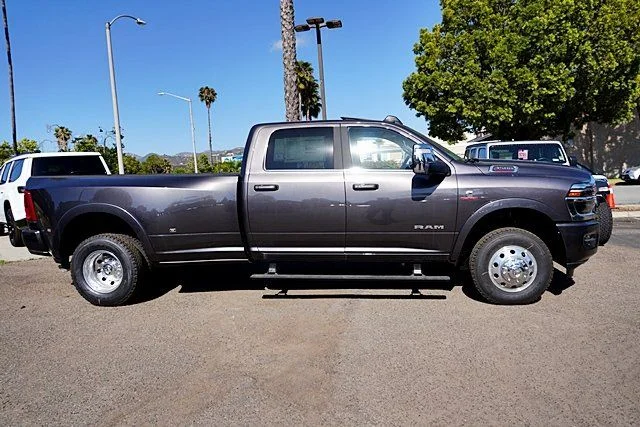 New 2026 Granite Crystal Metallic Clear-Coat Exterior Paint RAM Limited image 6