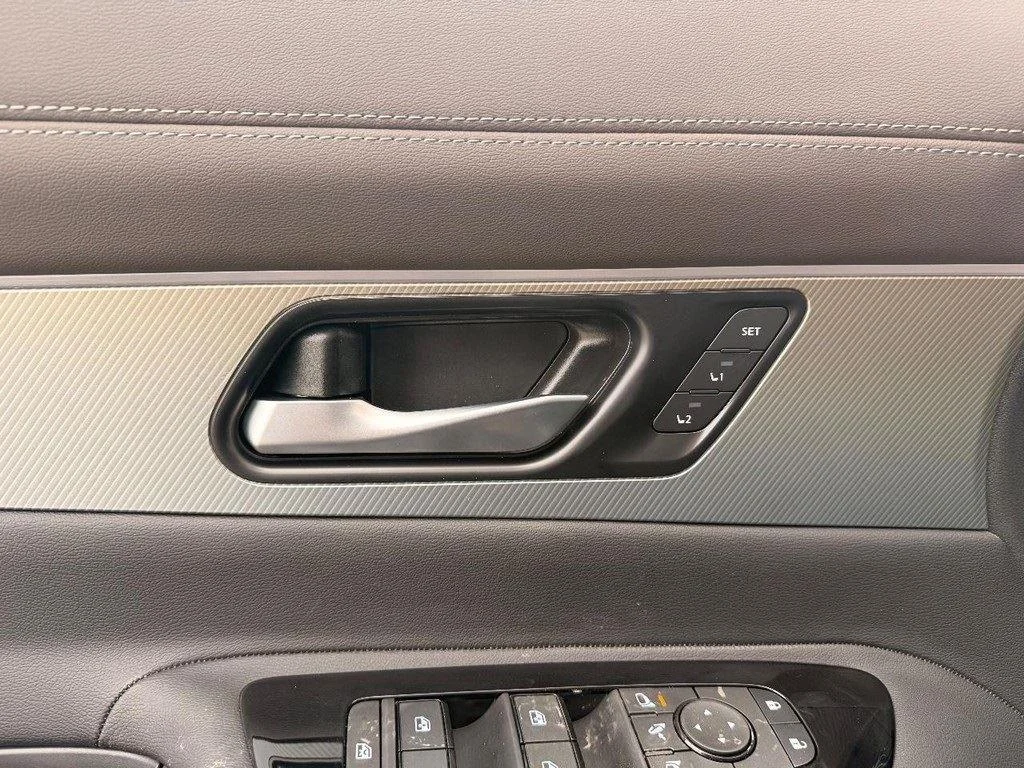 2026 Nissan Murano Platinum - Photo 20