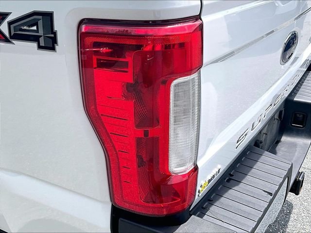 Used 2019 Oxford White Ford XL image 32