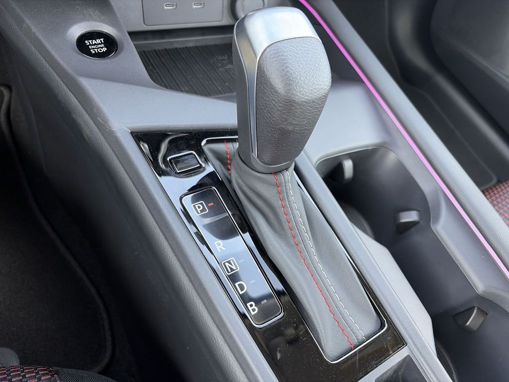 New 2026 Atlantic Gray Metallic / Super Black Two-tone Nissan SR image 19