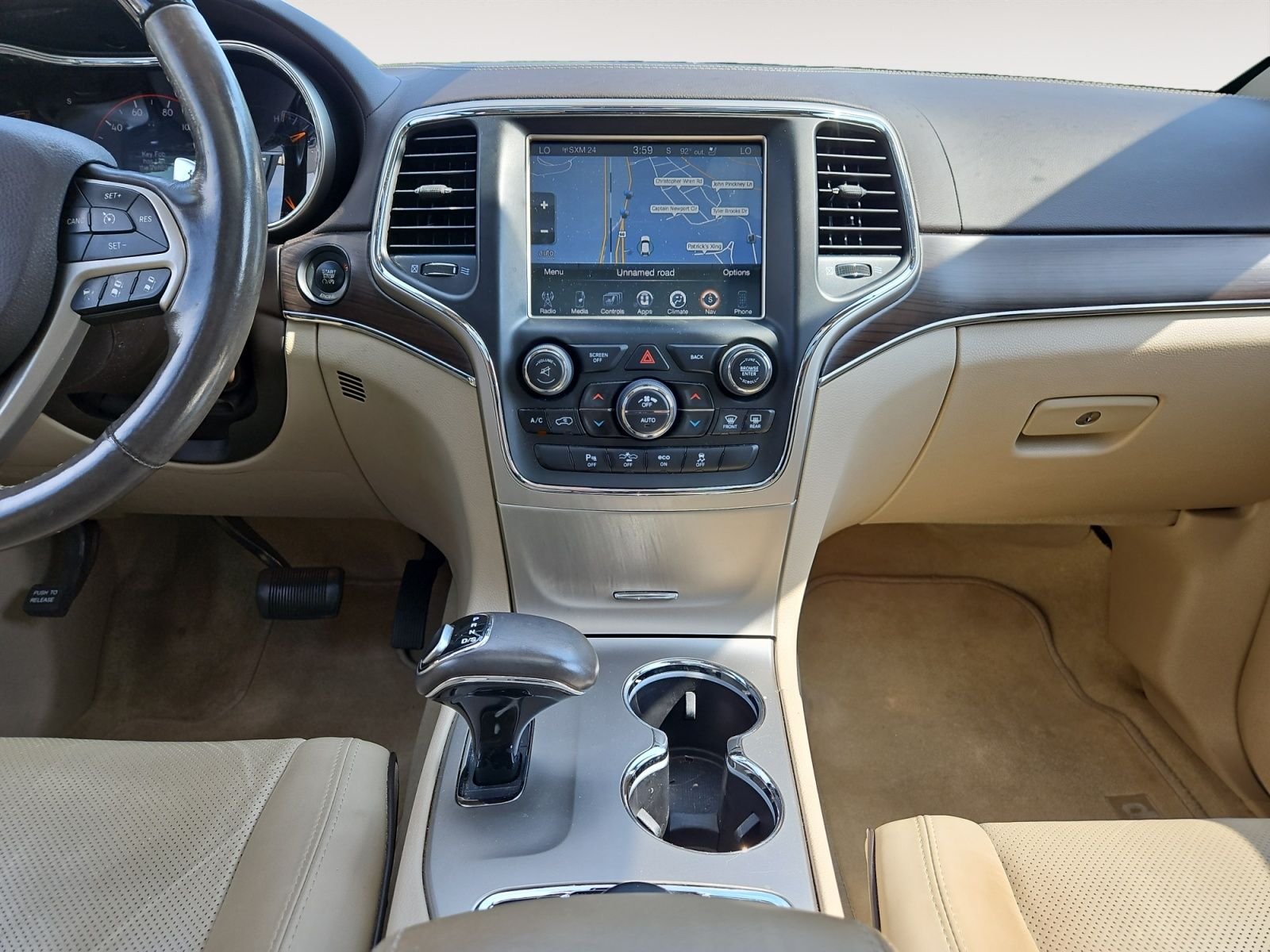 Used 2014 Gold Jeep Overland image 11