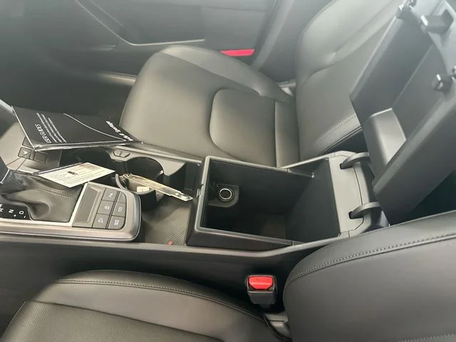 New 2026 Glacial White Pearl Kia EX image 24