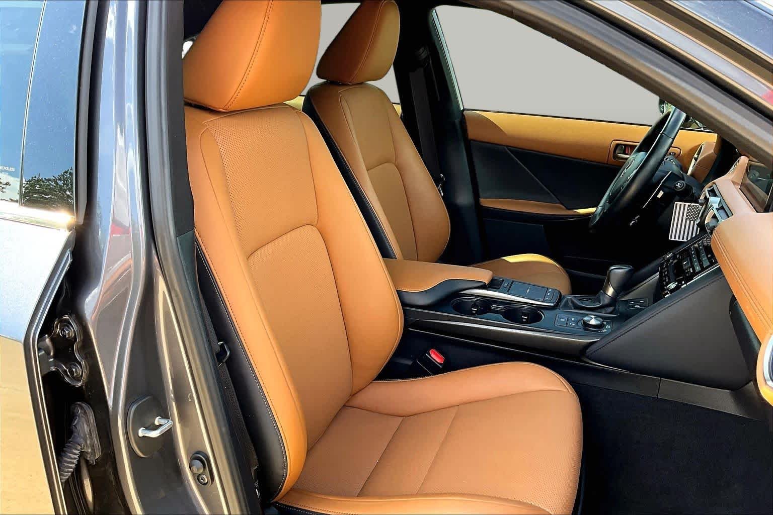 Used 2022 Cloudburst Gray Lexus  image 9