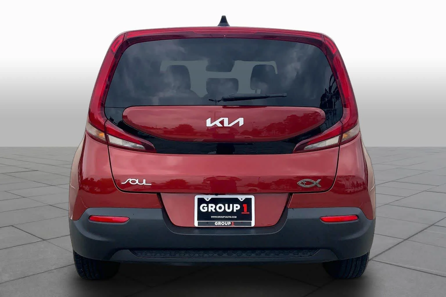 Used 2022 Mars Orange Kia LX image 5