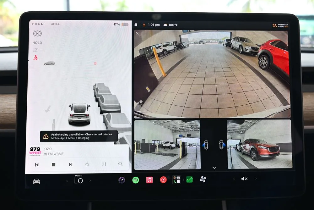 Used 2020  Tesla Long Range image 28