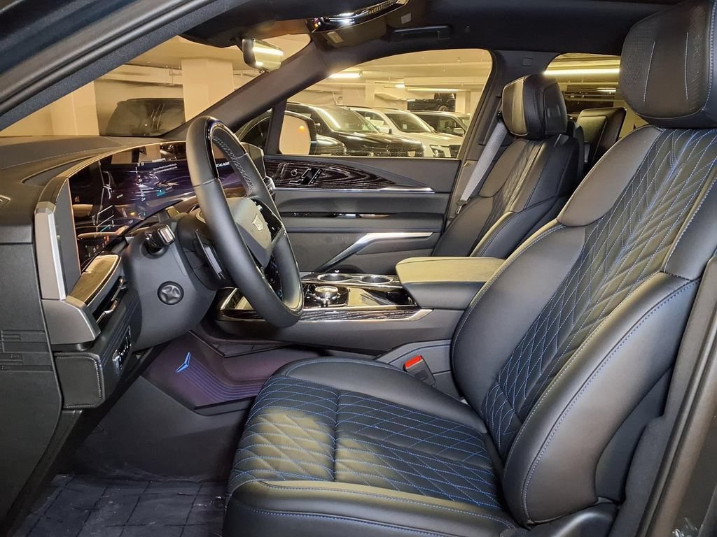 2026 Cadillac Escalade IQ Luxury - Photo 13