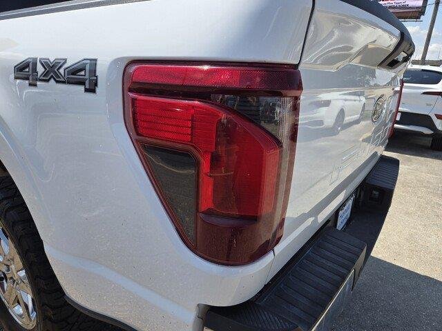 Used 2024 Oxford White Ford XLT image 27