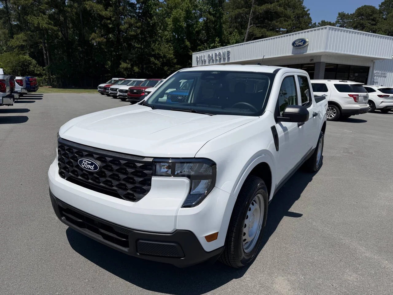 New 2026 White Ford XL 4dr SuperCrew 4.5 ft. SB image 2
