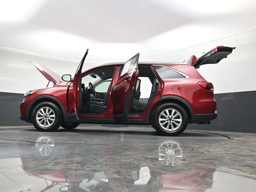 Used 2020 Red Kia LX image 44