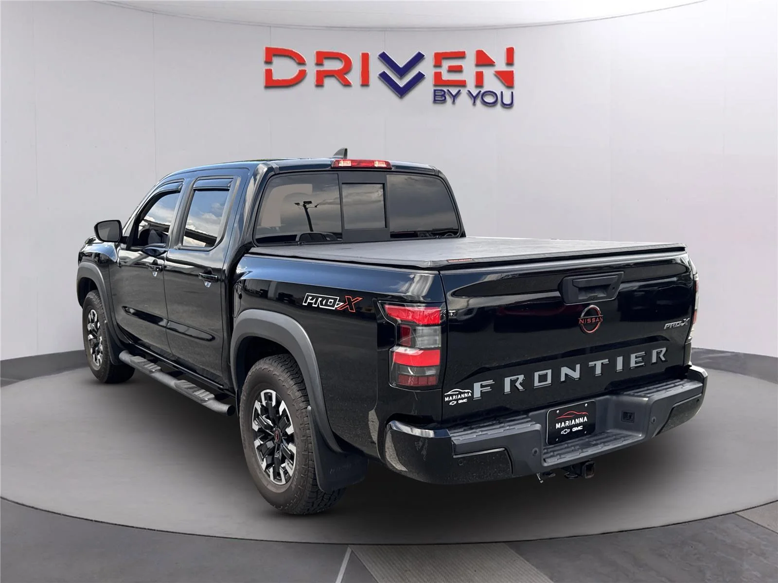 Used 2022 Super Black Nissan PRO-X image 6