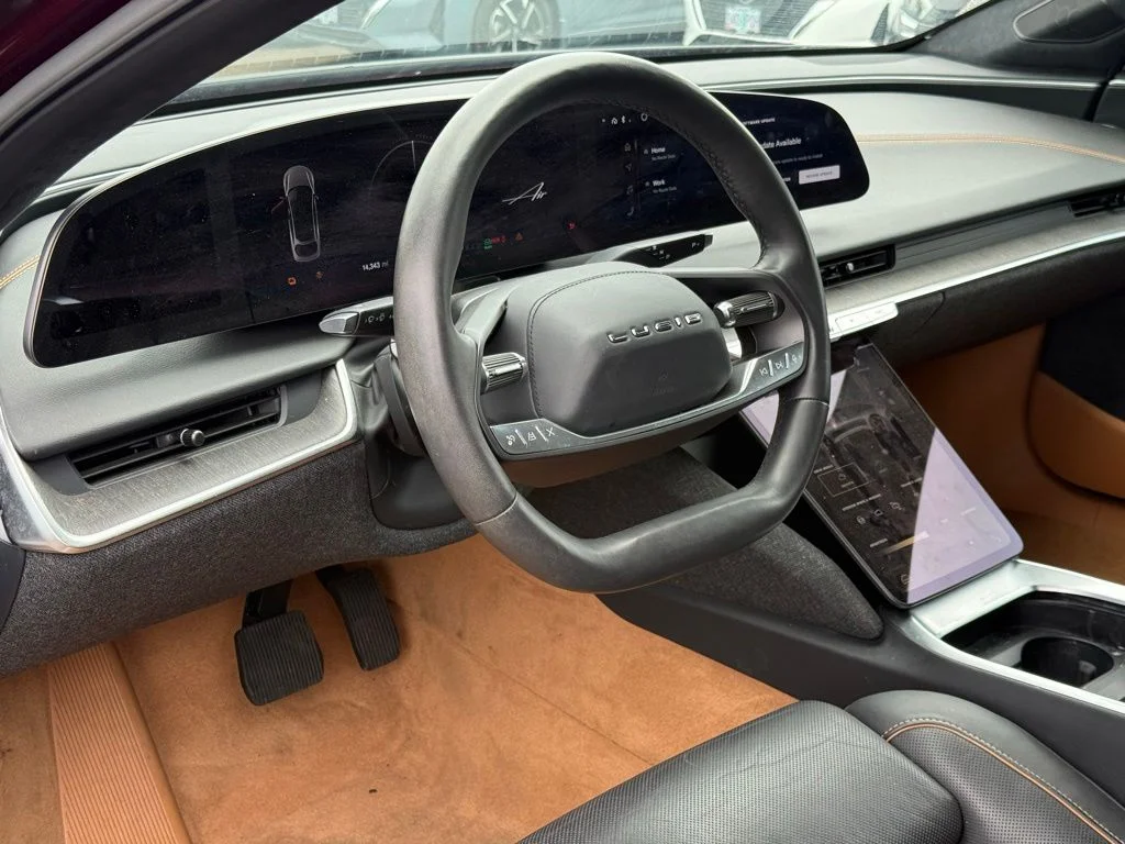 Used 2024 Red Lucid Touring image 5