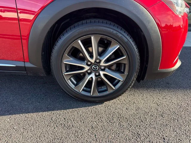 Used 2016 Red Mazda Grand Touring image 11